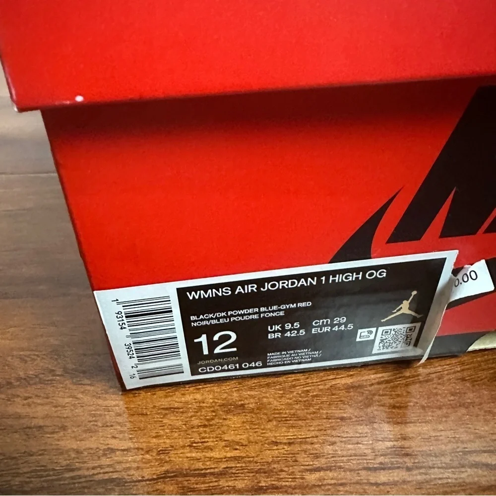 Jordan 1 Retro High NC to Chi (Women's) Size 12